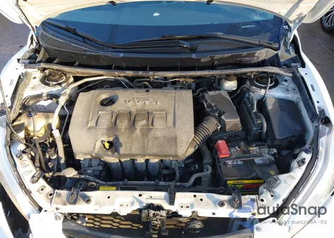 2010 Toyota Matrix из США, поврежденный, VIN 2T1KU4EE2AC497939